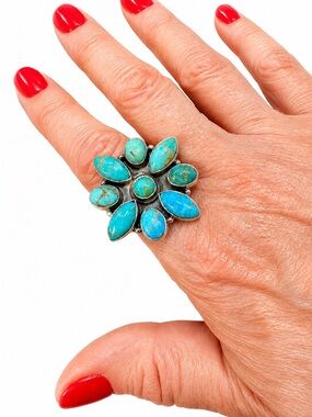 Beautiful Kingman Cluster Ring